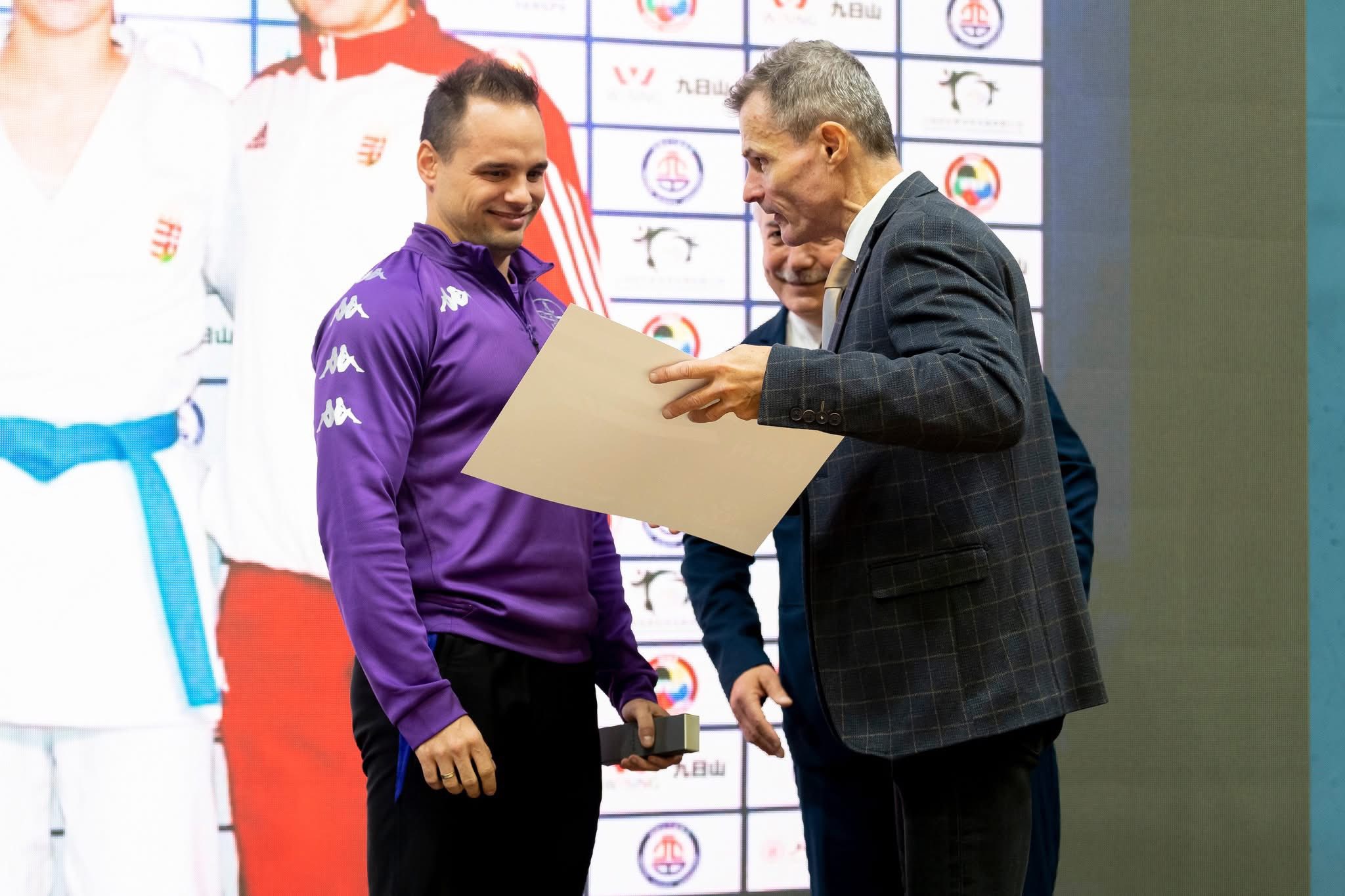 587783471_1256865169821277_1141038918378132572_n